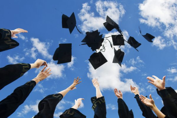 co-nen-hoc-dai-hoc-tu-xa-hay-khong Có nên học đại học từ xa hay không?