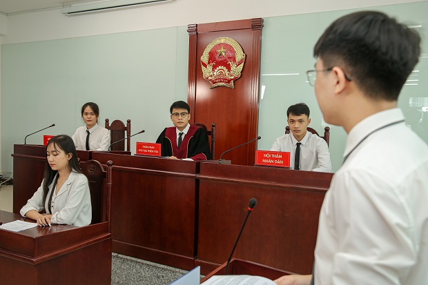 ngành luật kinh tế