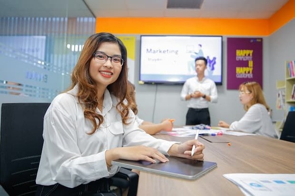 Ứng dụng luật pháp trong kinh tế