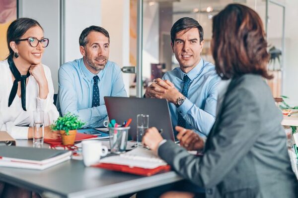 quan tri kinh doanh lam nghe gi 6