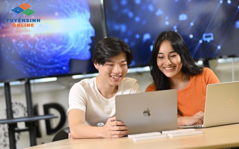 Nên học hệ vừa học vừa làm ở đâu?