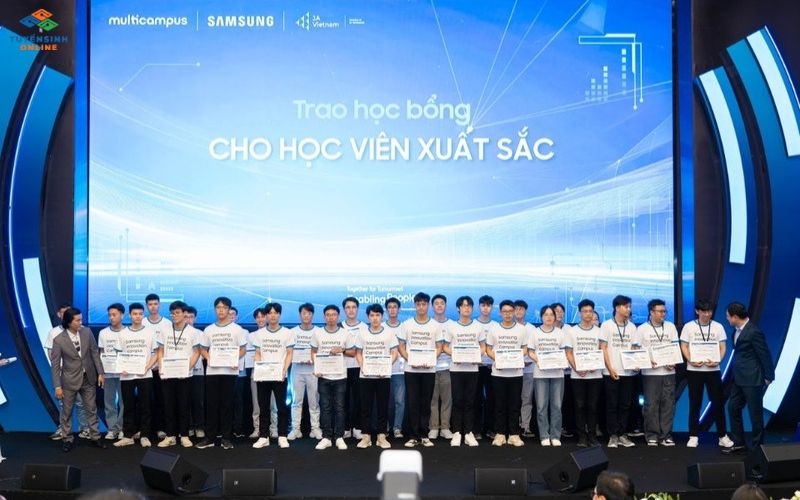 Học bổng và miễn giảm học phí tại PTIT
