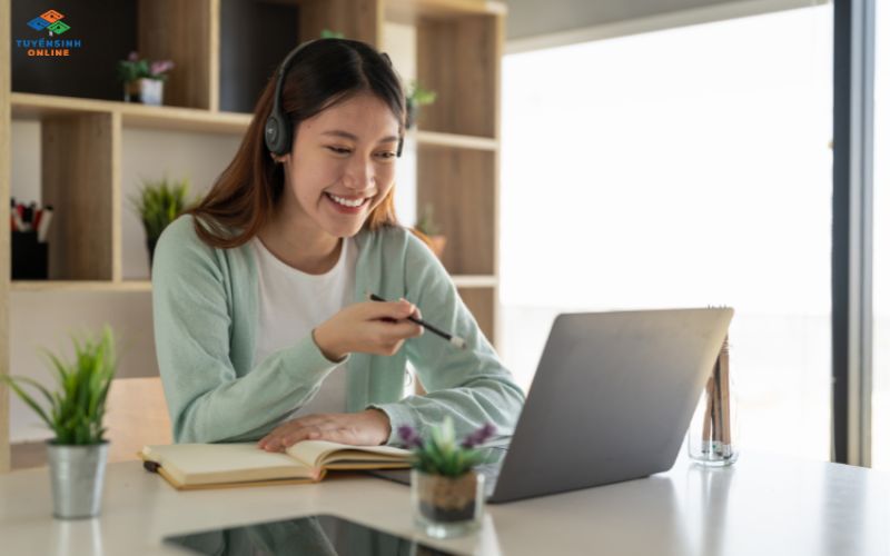 Vì sao nên học liên thông từ xa?