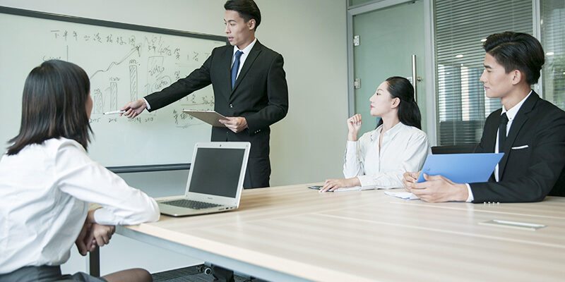 Học tại chức quản trị kinh doanh cần điều kiện gì