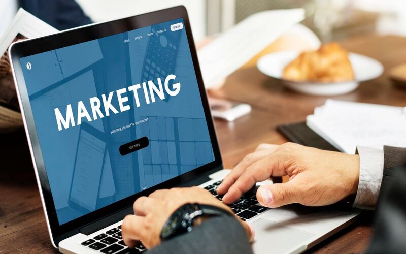 Nên học Marketing từ xa ở đâu?