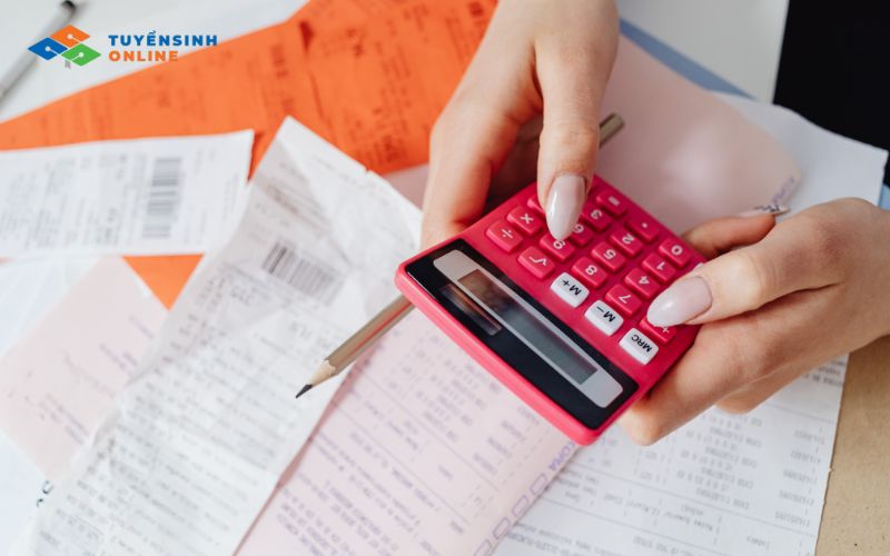 Ai nên học liên thông lên đại học ngành Kế toán?