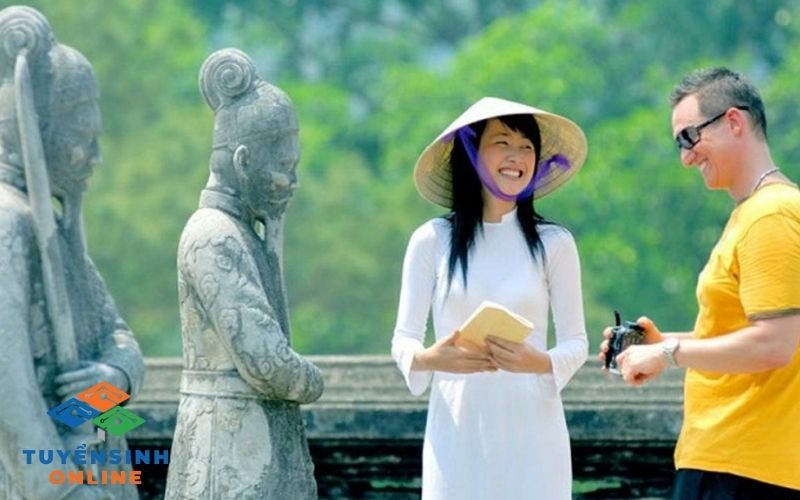 Cơ hội việc làm của ngành Việt Nam học