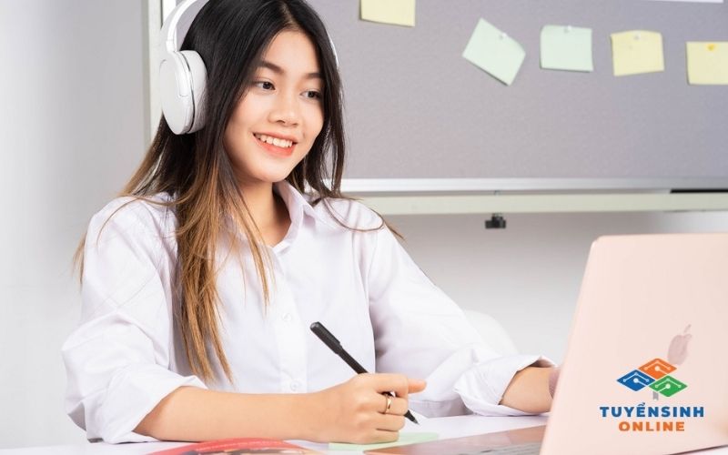 Ưu điểm của việc đào tạo hệ đại học từ xa