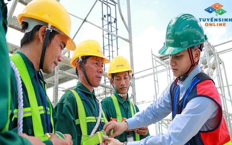 Vì sao nên lựa chọn học văn bằng thứ 2 từ xa ngành bảo hộ lao động?