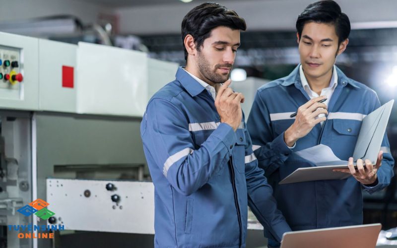 Cần có kỹ năng gì để học tốt ngành bảo hộ lao động? 4