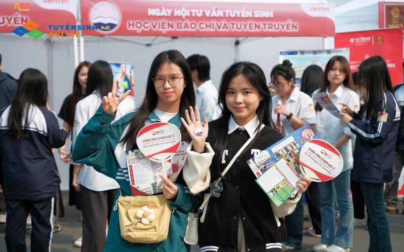 Học viện Báo chí và Tuyên truyền còn khối C00 không?