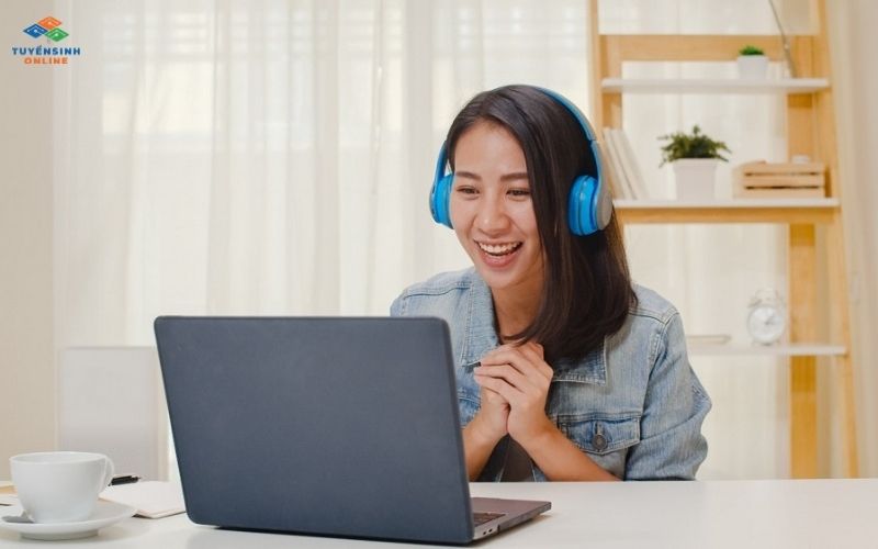 Có nên chọn học cao đẳng từ xa vì chi phí thấp không?