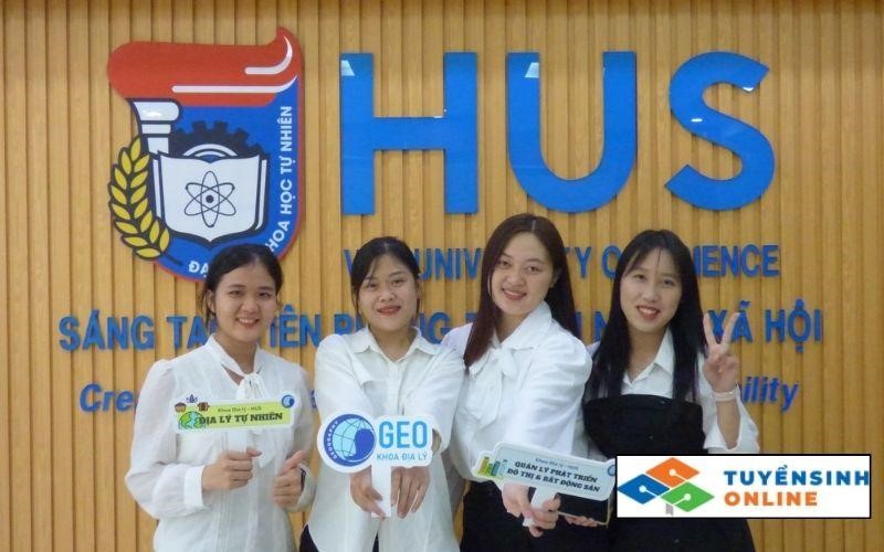 18 - 22 điểm khối C01 nên học trường nào ở Hà Nội