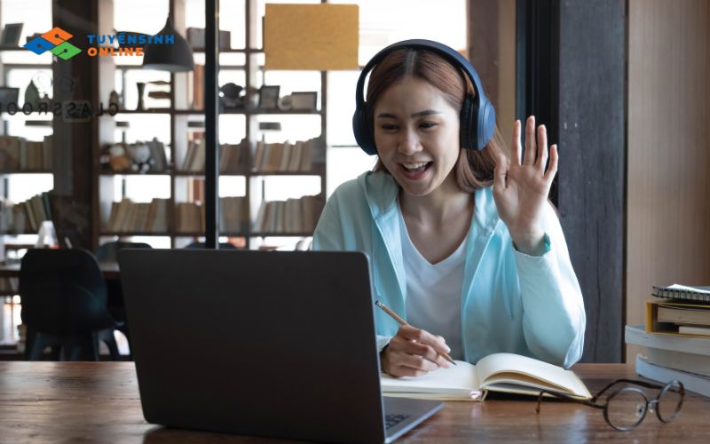 Vì sao nên học cao đẳng từ xa Ngôn ngữ Anh?