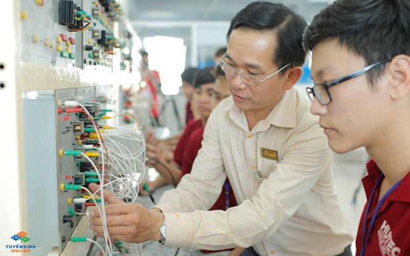 Điều kiện để học liên thông ngành kỹ thuật điện tử viễn thông