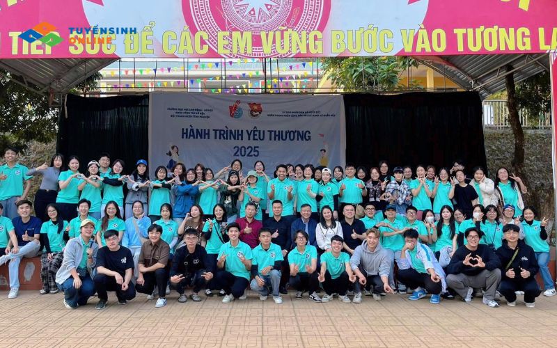 Có nên đăng ký học tại Trường Đại học Lao động Xã hội không?
