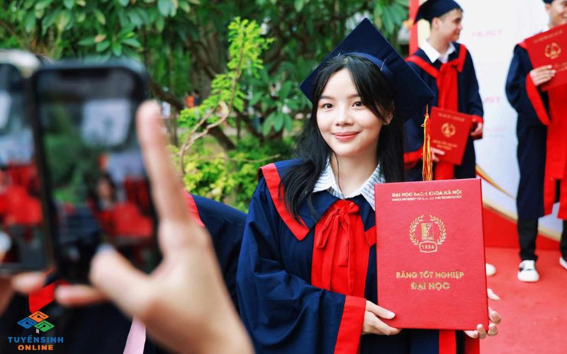 Bằng tốt nghiệp Học viện Báo chí và Tuyên truyền hệ từ xa có giá trị không?