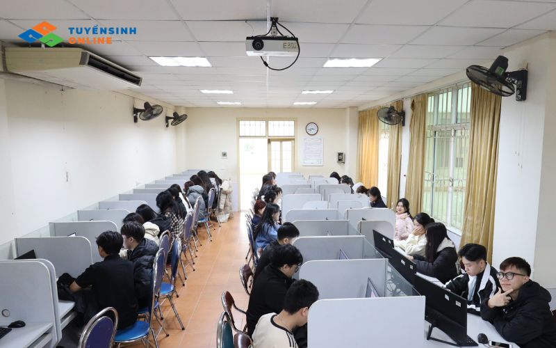 Tìm hiểu về cơ sở vật chất tại ULSA