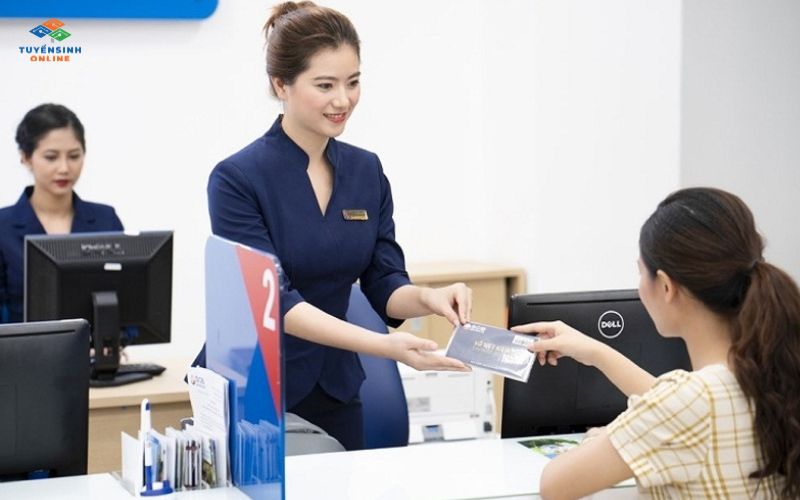 Đào tạo từ xa ngành Tài chính ngân hàng HOU 2026