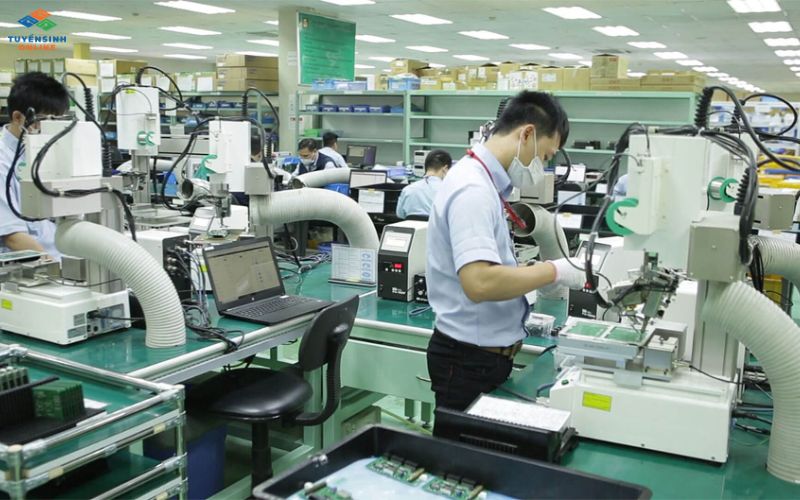 Lương của ngành Kỹ thuật Điện tử Viễn thông bao nhiêu?