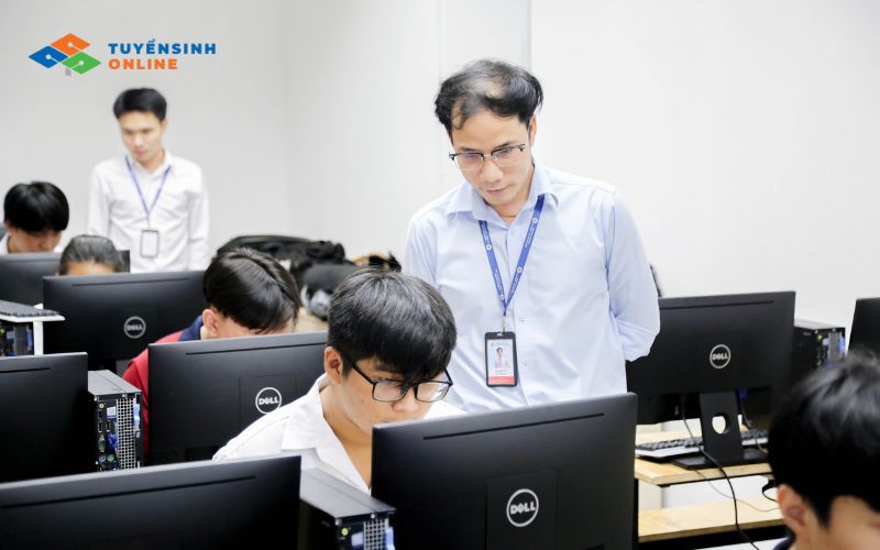 AI đã thay đổi tính chất công việc ngành CNTT như thế nào?