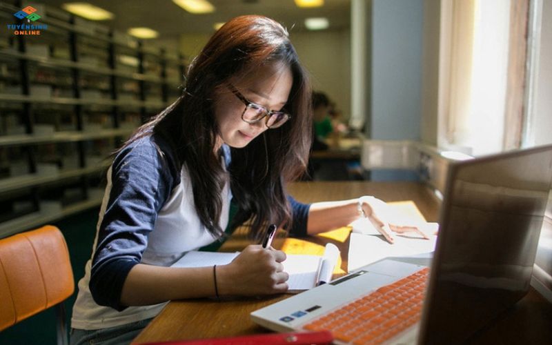 Tìm hiểu về Hệ từ xa trường Đại học Công Đoàn năm 2026