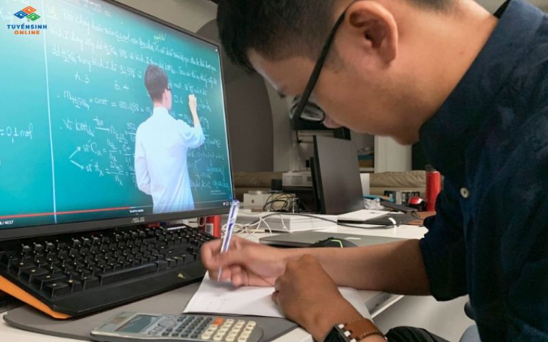Văn bằng 2 hệ từ xa Đại học Công Đoàn: Lựa chọn học tập uy tín, tiết kiệm
